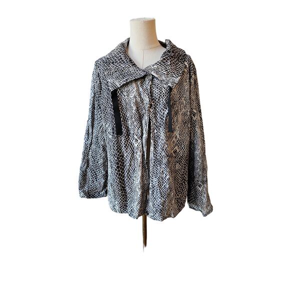 Chico's Sz 3 Gray Snake Metallic Lightweight Sailor Collar Windbreaker Jacket XL - Picture 1 of 5